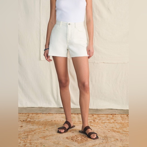 NWT Faherty Organic Cotton Denim Short White Sand Wash Sz 26